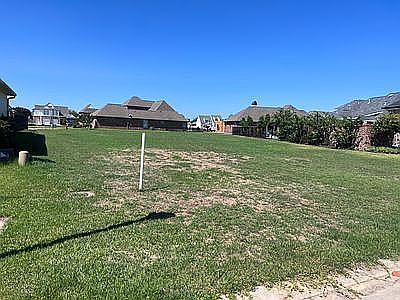 2nd image of 0 White Oleander Cir E #81