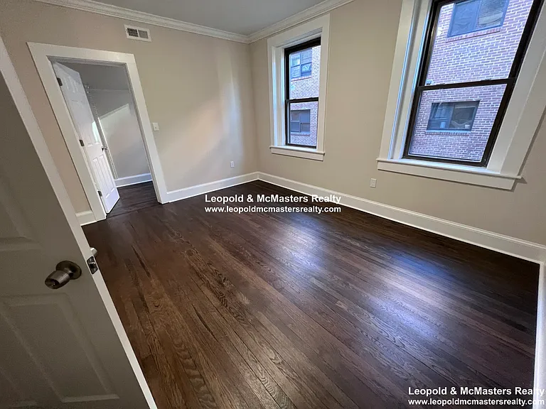 50 Longwood Ave #1 — Photo 10