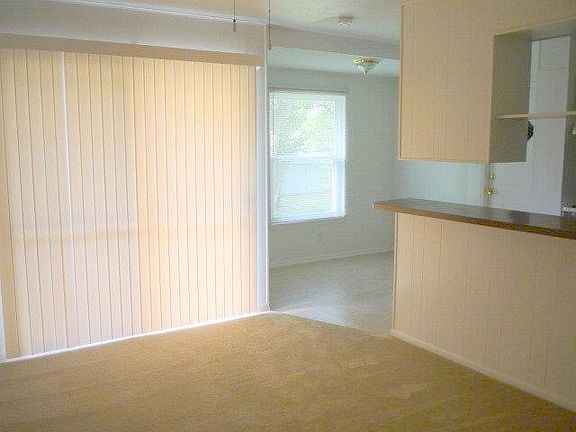 4th image of 4306 Sun Vista Ln