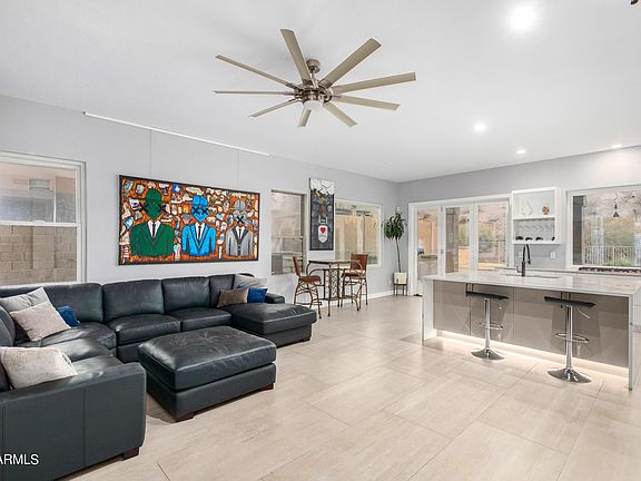3rd image of 265 W MOUNTAIN SKY Avenue