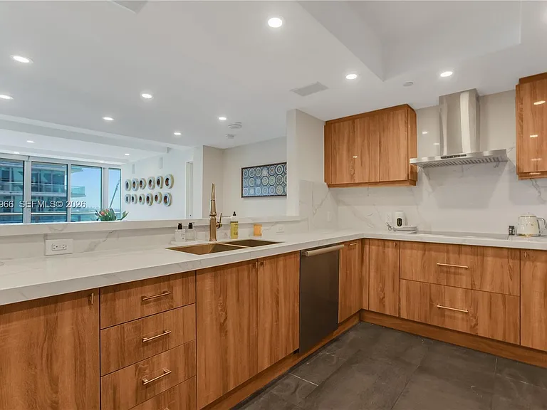9401 Collins Ave #1004 — Photo 14
