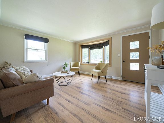 4th image of 678 Kendalwood St NE
