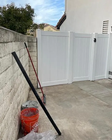 Other side of the side entrance gate to the front door.