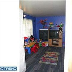 4th image of 22 Monterry Dr