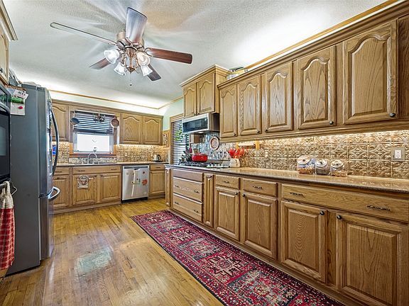 2nd image of 117 County Road 2646
