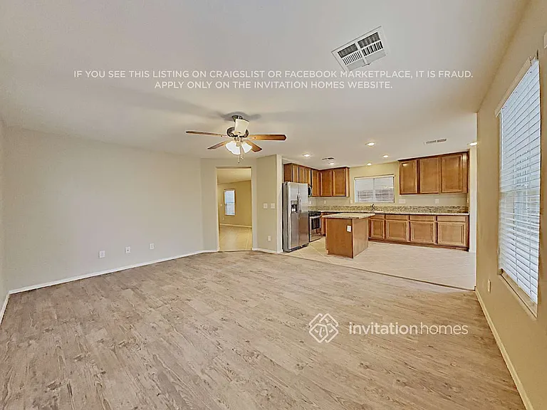 11675 Tierney Creek Dr — Photo 8