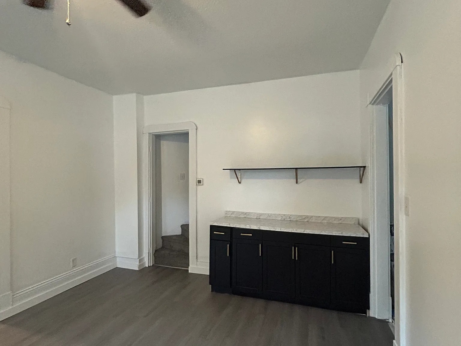 3 bed, 1400 sqft, $1,400 — Photo 4