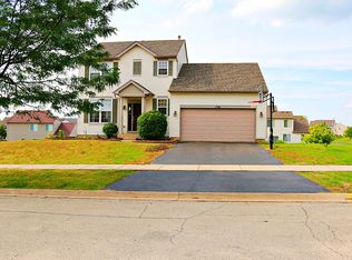 705 Gallant Dr, Minooka, IL 60447