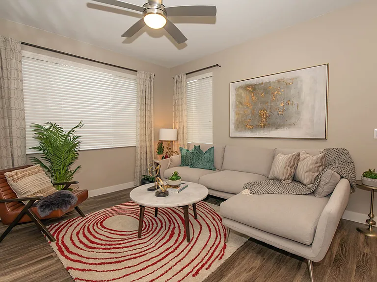 A1 774 SQFT 1 Bed 1 Bath