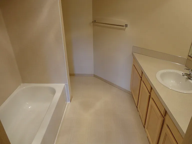 2 bed 2 bath 2 bed 2 bath