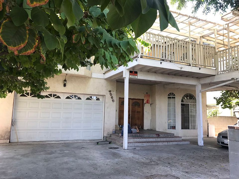 2nd image of 4265 Center St