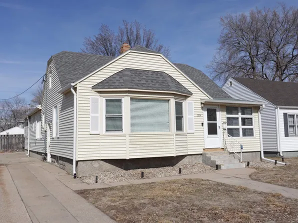 3214 19th St, Columbus, NE 68601