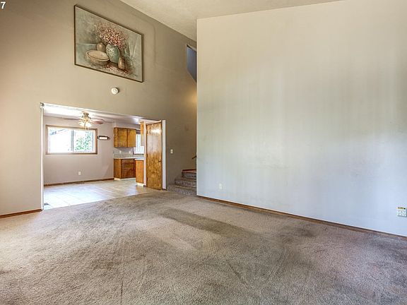 4th image of 13448 Barclay Hills Dr