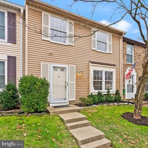 1613 Sierra Woods Dr, Reston, VA, 20194