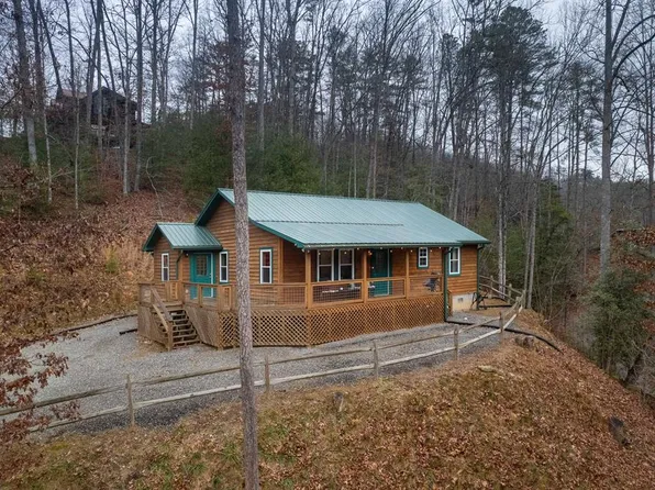 67 Hemlock Dr, Almond, NC 28702