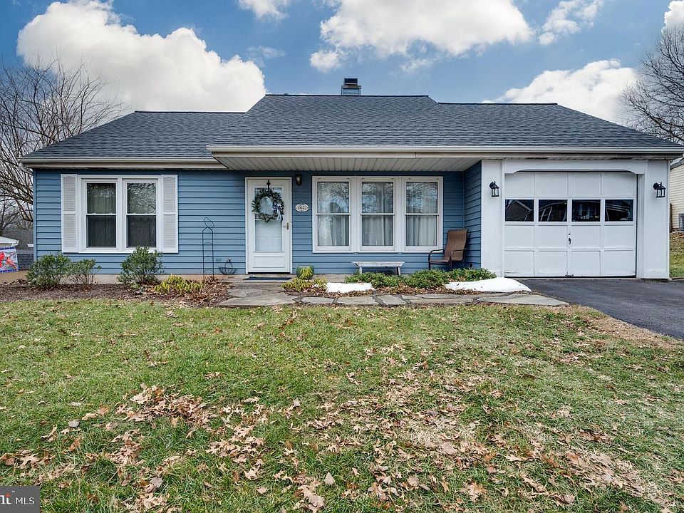 1st image of 4652 Pheasant Run N