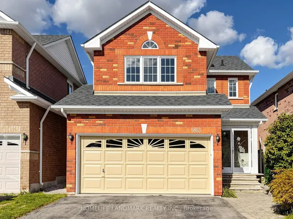 5853 Swordsman Dr, Mississauga, ON L5M 6P4