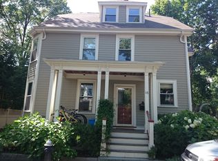 15 Auburn Pl, Brookline, MA 02446