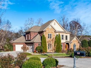 1148 Fox Chase Dr, Newton, NC 28658