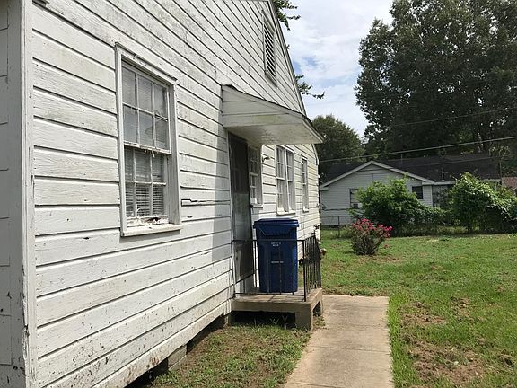 3rd image of 2832-34 Little Ave