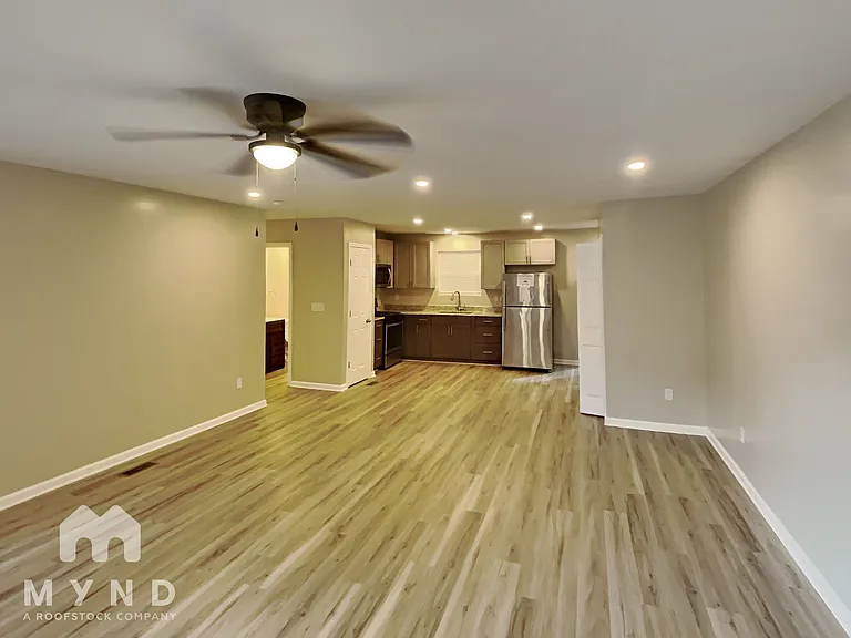 214 Aspen Dr — Photo 7