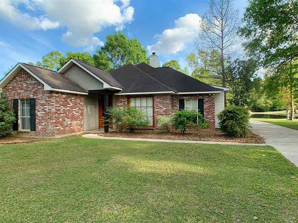 1st image of 8427 Beechwood Dr