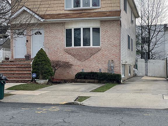 2nd image of 100 Kenilworth Ave