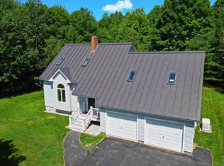 30 Gesner Rd, Buckfield, ME 04220