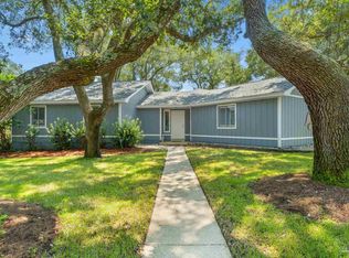 2805 Sandy Ridge Rd, Gulf Breeze, FL 32563