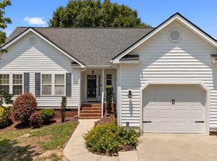 113 Kelly Ln, Clayton, NC 27520