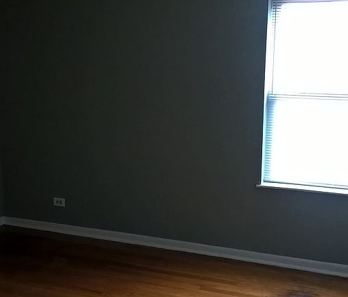 3rd image of 7543 S Kingston Ave APT 2B