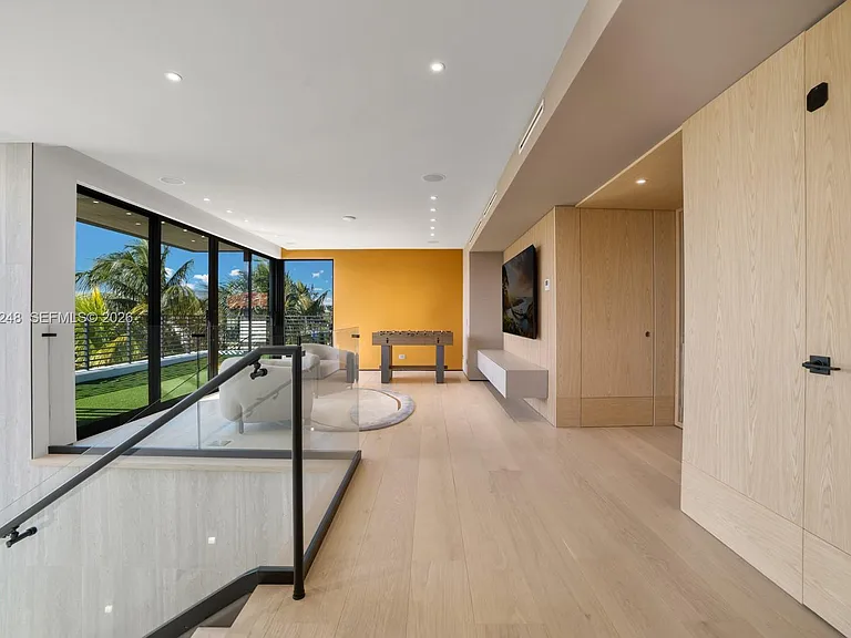 641 Flamingo Dr — Photo 26