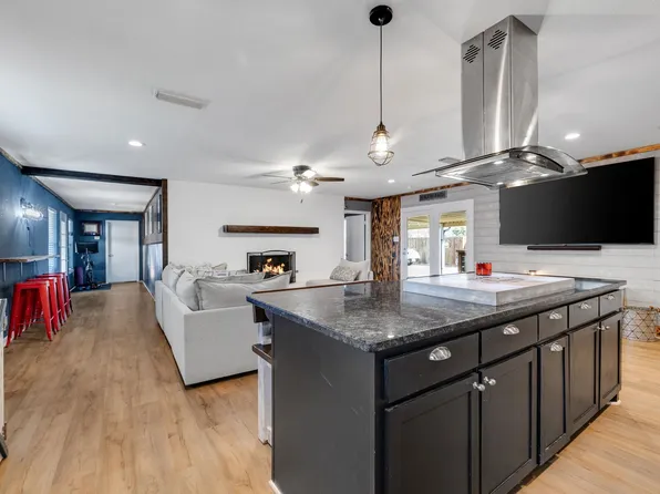 6537 Briley Dr, North Richland Hills, TX 76180