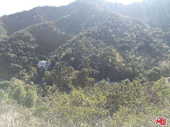 4th image of Kleinart Ln