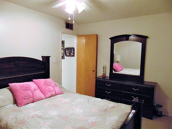 4th image of 2528 W Berridge Lane #E-119
