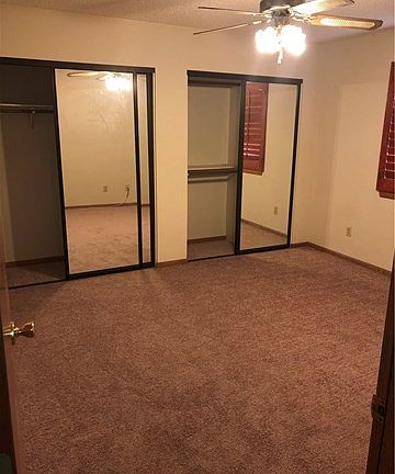 3rd image of 17242 Manzanita St