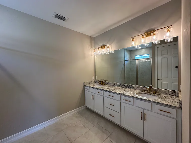 440 Coral Reef Pl — Photo 17