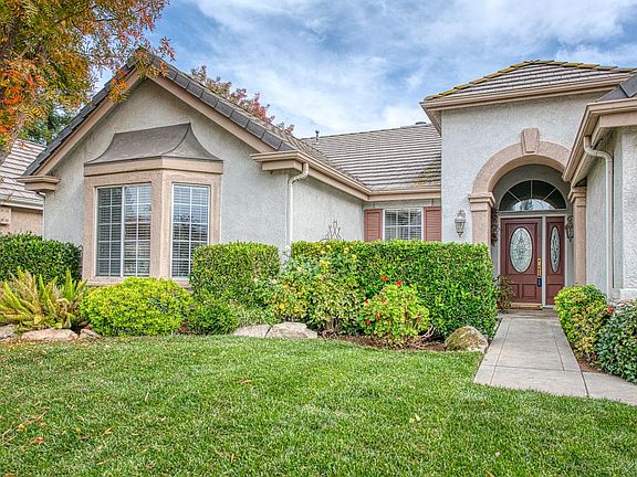 4th image of 2140 W Rue Street Michel