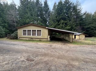 85191 Lazy Lady Ln, Florence, OR 97439