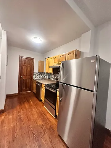 783 9th Ave #4R Photo 1