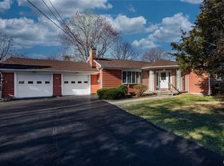 1521 Clearfield Rd, Wind Gap, PA 18091