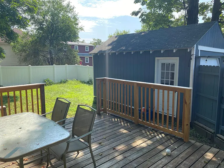 2 Marshall Ave — Photo 26