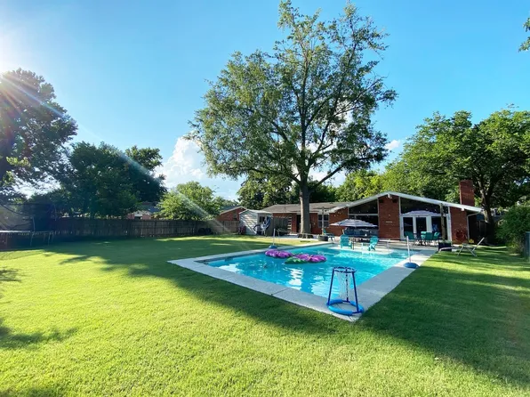 3836 E 56th Pl, Tulsa, OK 74135