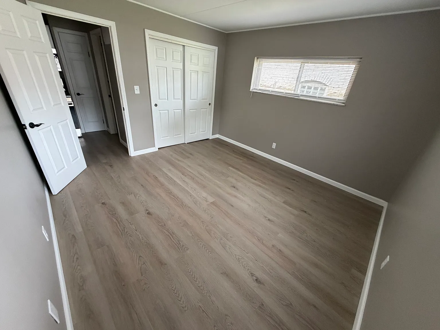 2 bed, 1100 sqft, $1,500 — Photo 4