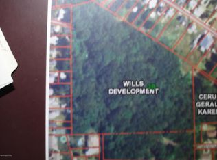 Maple Ln, Pittston, PA 18640