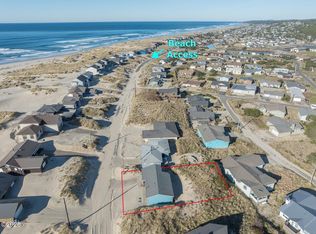 105 NW Oceania Dr, Waldport, OR