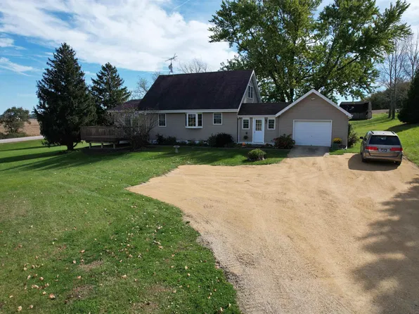 19558 144th Ave, Monticello, IA 52310