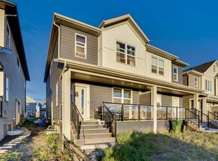 514 SW Wolf Willow Blvd SE, Calgary, AB T2X3Z9