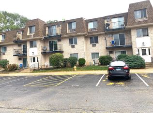 280 Shorewood Dr APT 2D, Glendale Heights, IL 60139