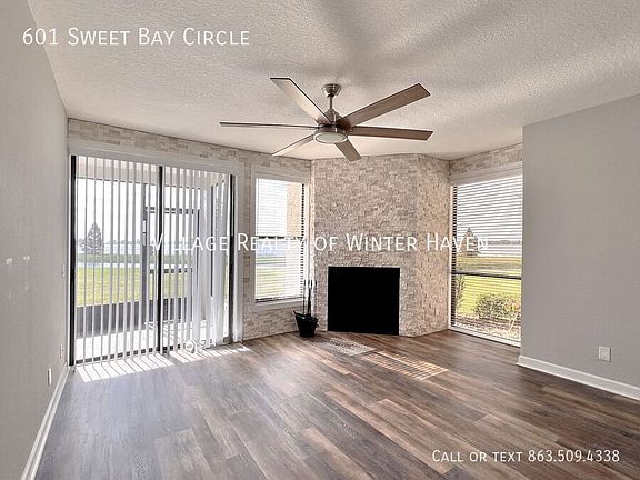 3rd image of 601 Sweet Bay Cir